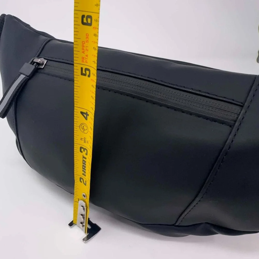 NEW Gaston Luga Stockholm Splash Waterproof Sling Bag Black‎ Crossbody Techwear